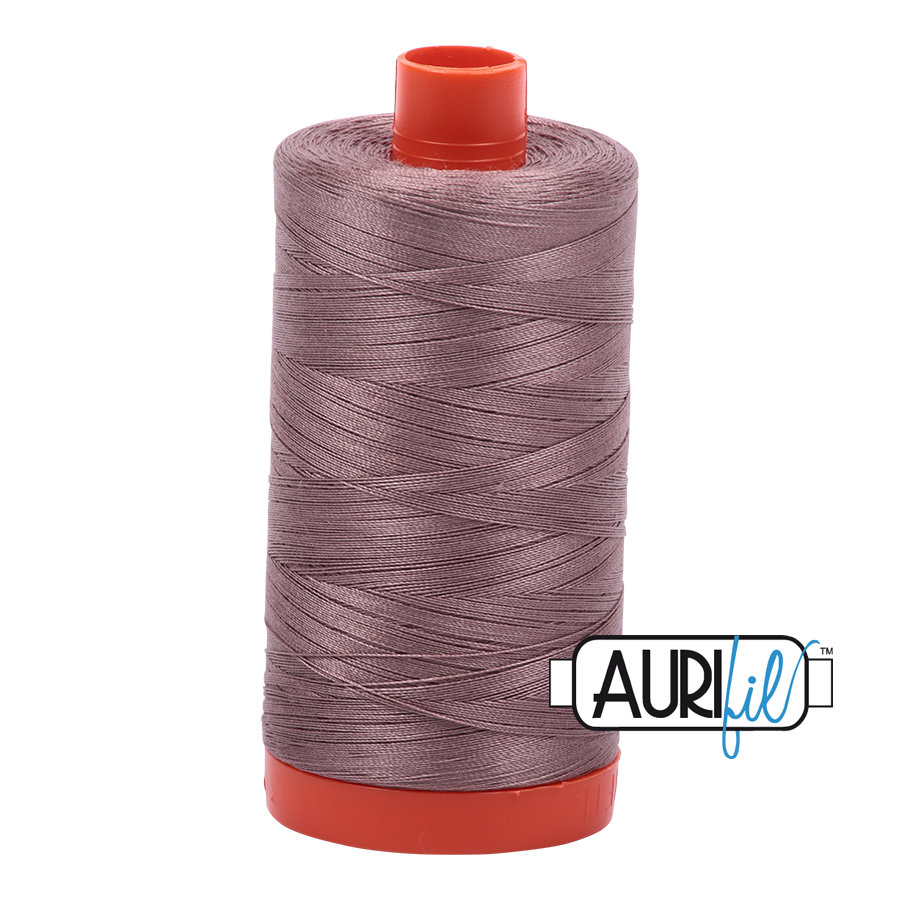 Fil Aurifil 50WT - PLUS DE COULEURS 1300 Mètres