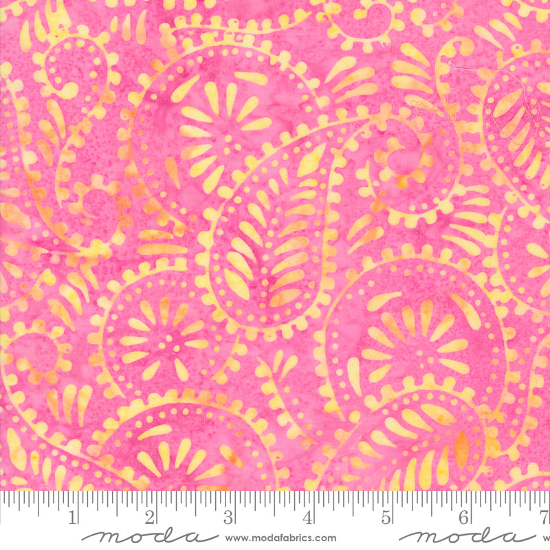 Berrylicious Batiks - Strawberry - Moda