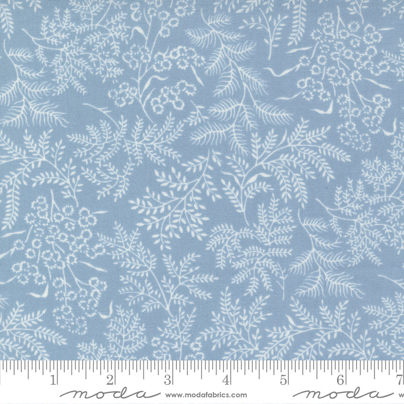Nantucket Summer (Camille Roskelley) - Light Blue - Moda