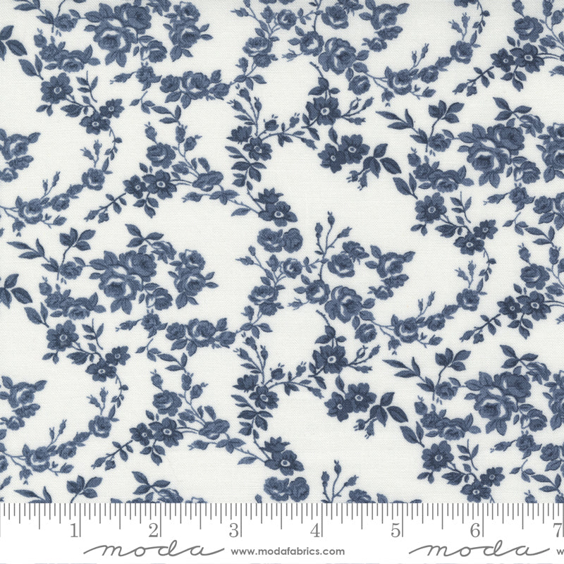 Nantucket Summer (Camille Roskelley) - Cream Navy - Moda
