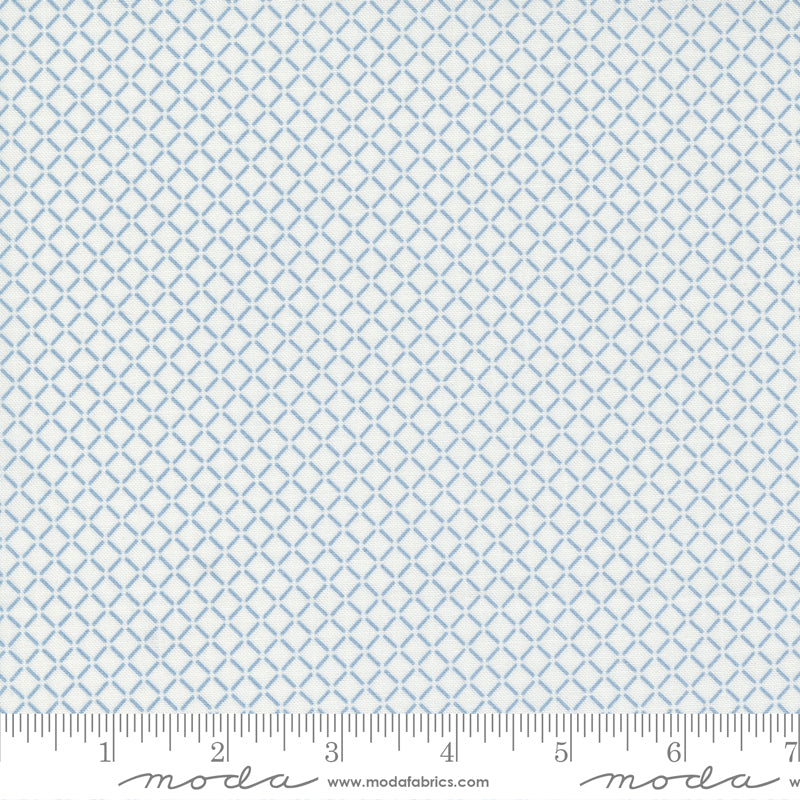 Nantucket Summer (Camille Roskelley) - Cream Light Blue - Moda