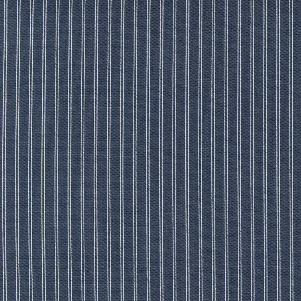 Nantucket Summer (Camille Roskelley) - Navy - Moda
