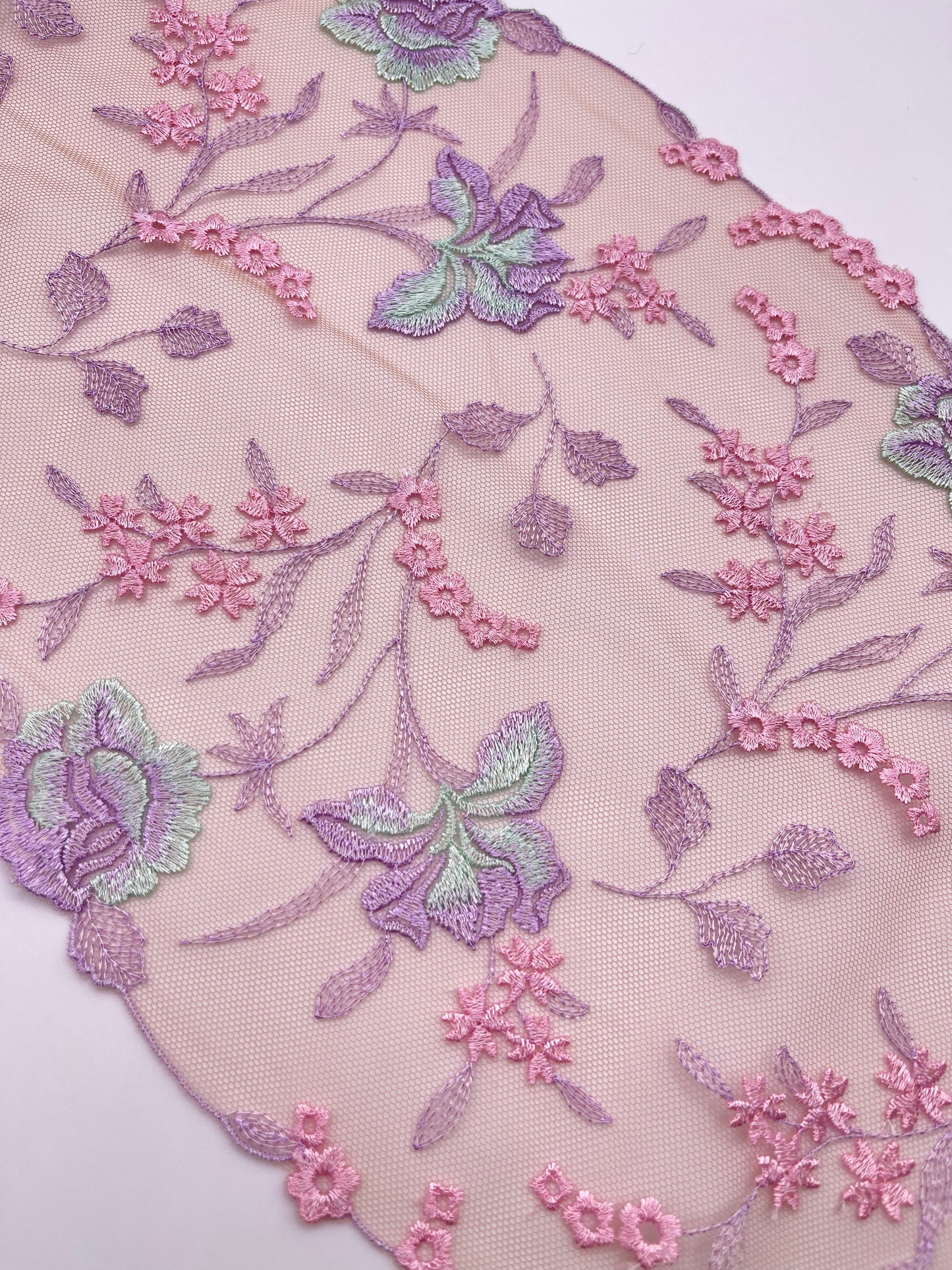 Opaline - Dentelle Tulle Brodée