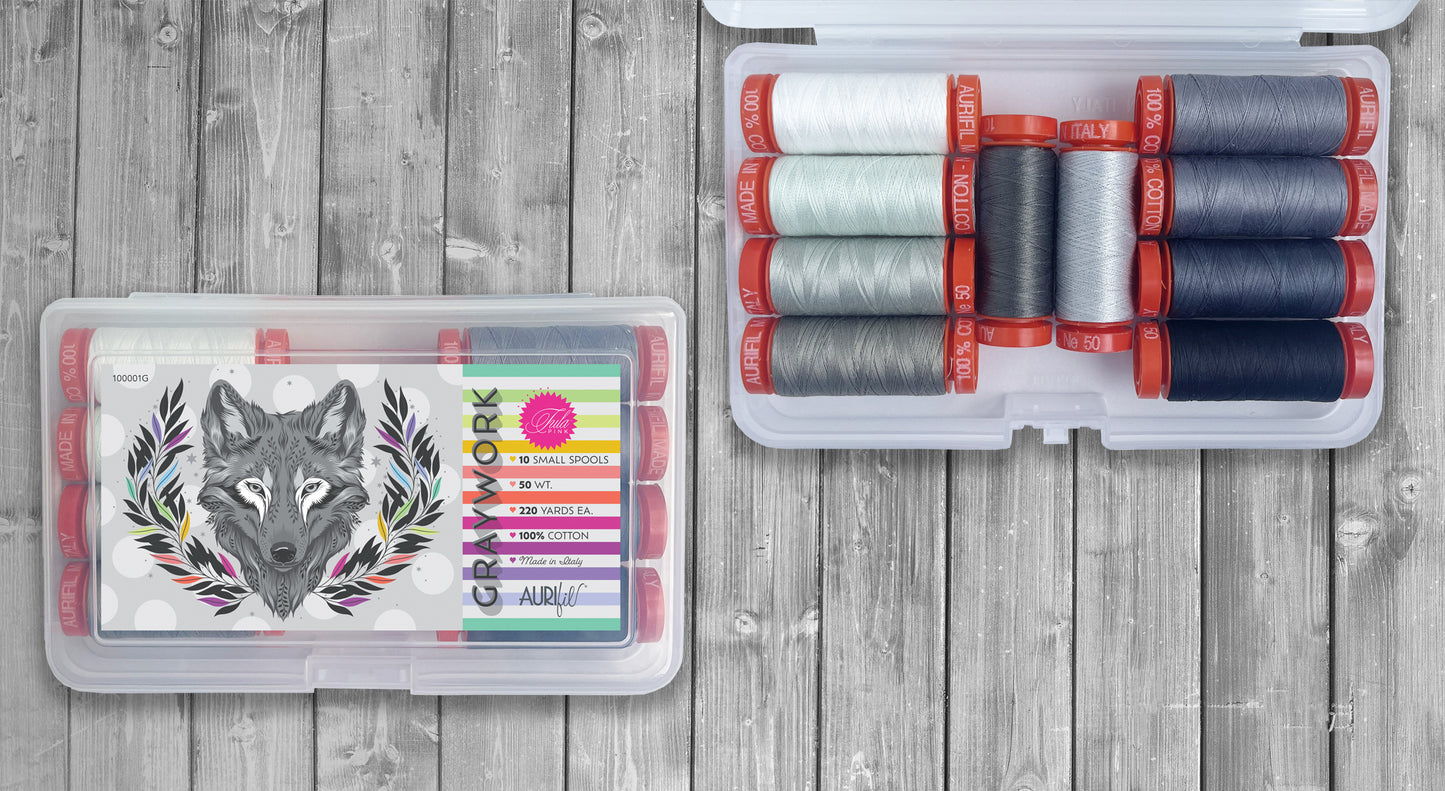 **PRÉCOMMANDE** Graywork (10 petites bobines) par Tula Pink - Aurifil
