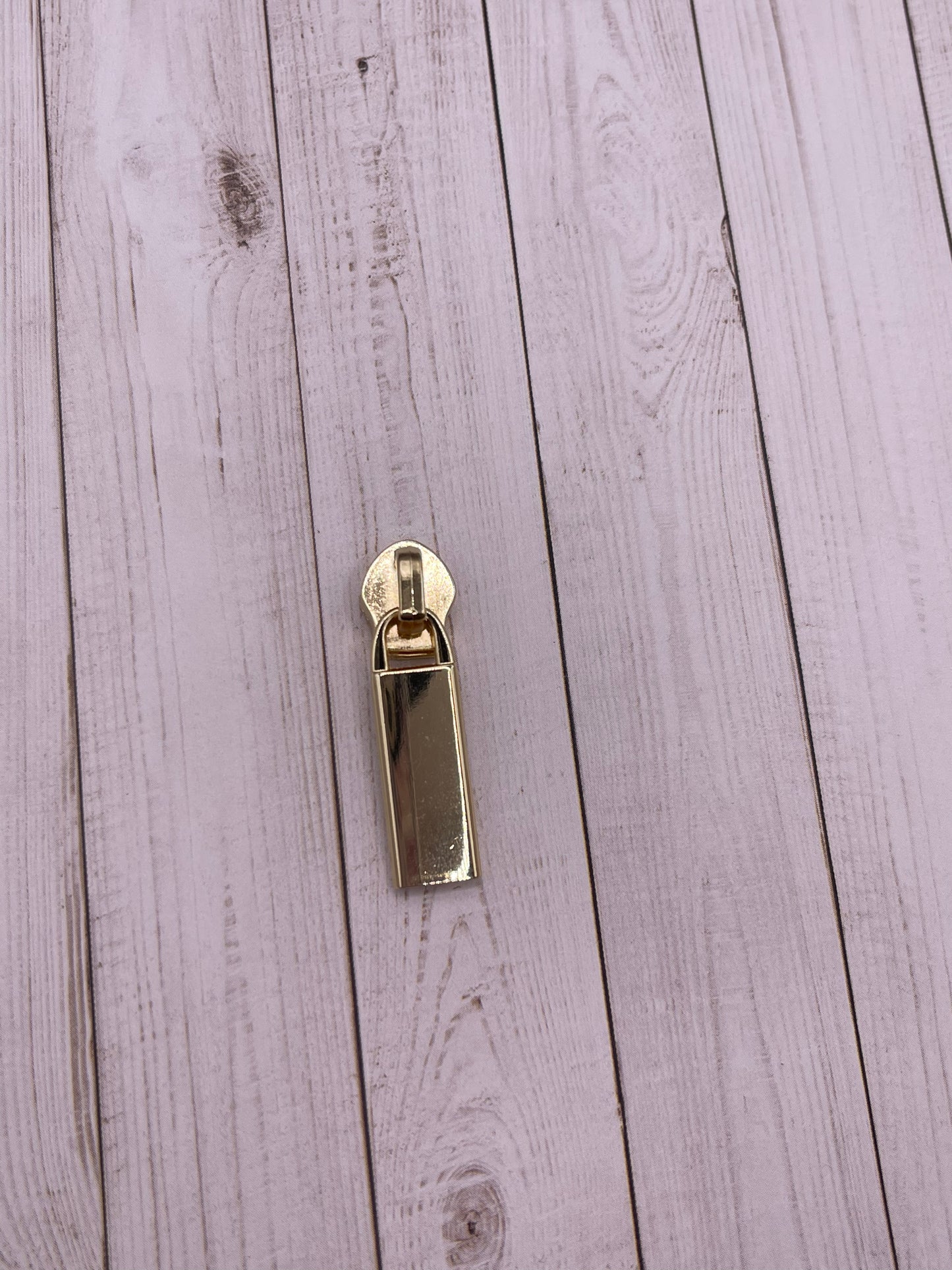 Regular Rectangle Zipper Pull (#5 Zippers)