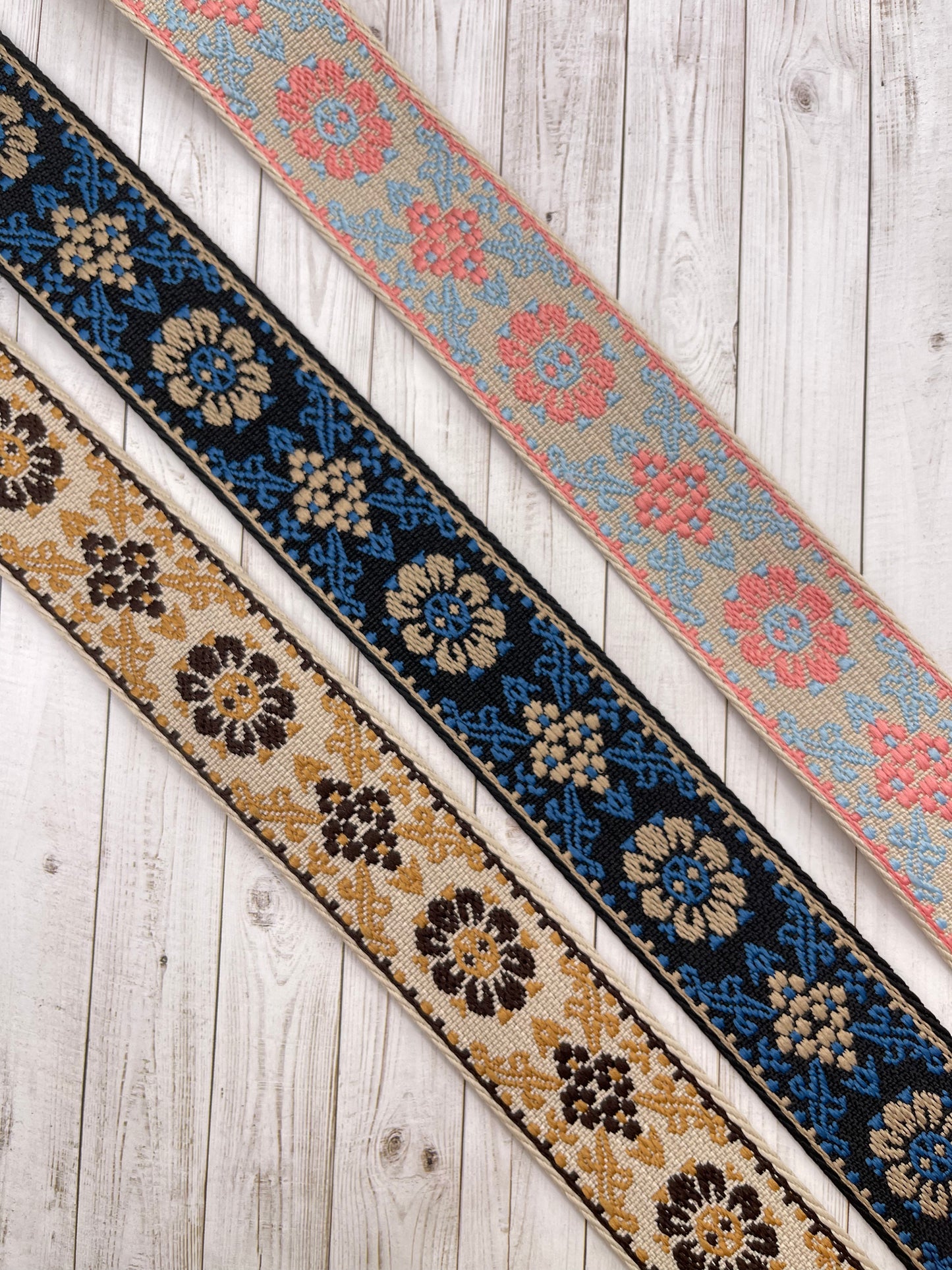 Embroidered Flower 1.5" Cotton/polyester Webbing