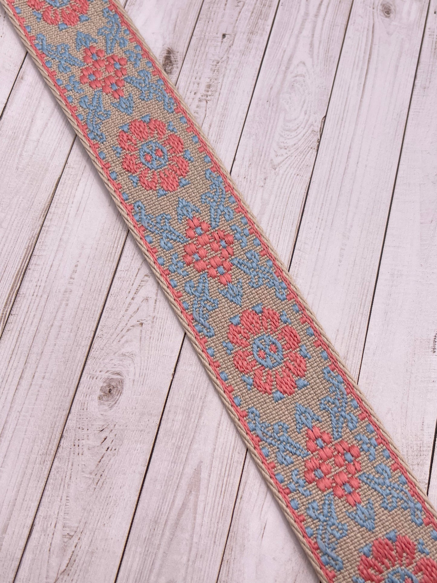 Embroidered Flower 1.5" Cotton/polyester Webbing