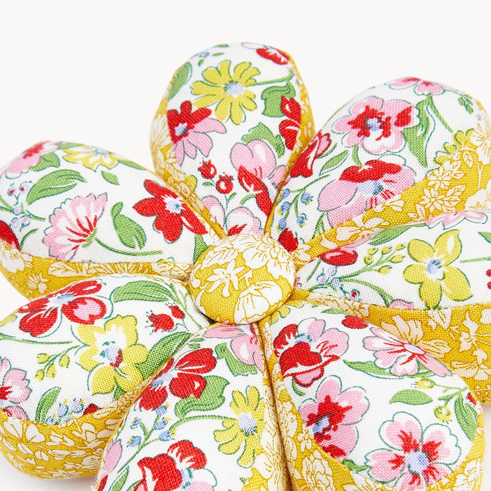 LIBERTY Flower Pin Cushion - Floral Joy