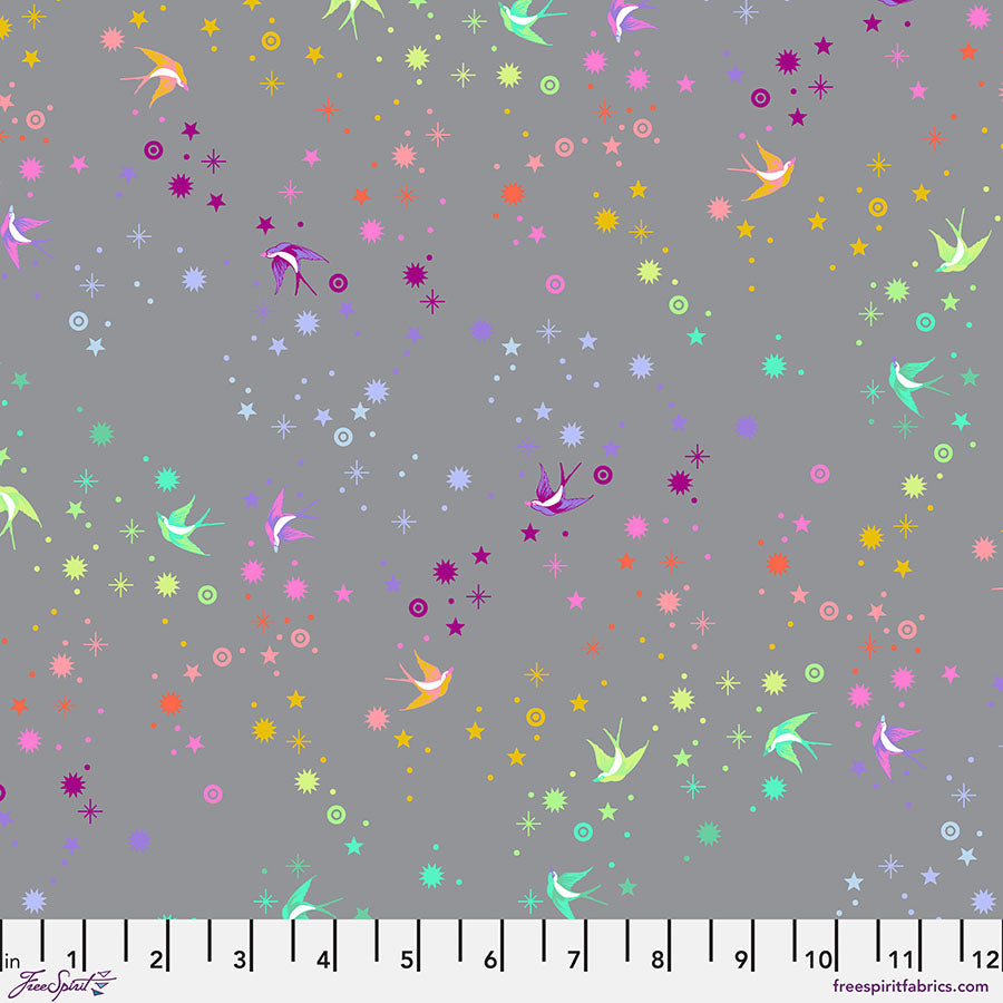**PRÉCOMMANDE** Tula Pink - Graywork True Colors - Fairy Dust (Fog)