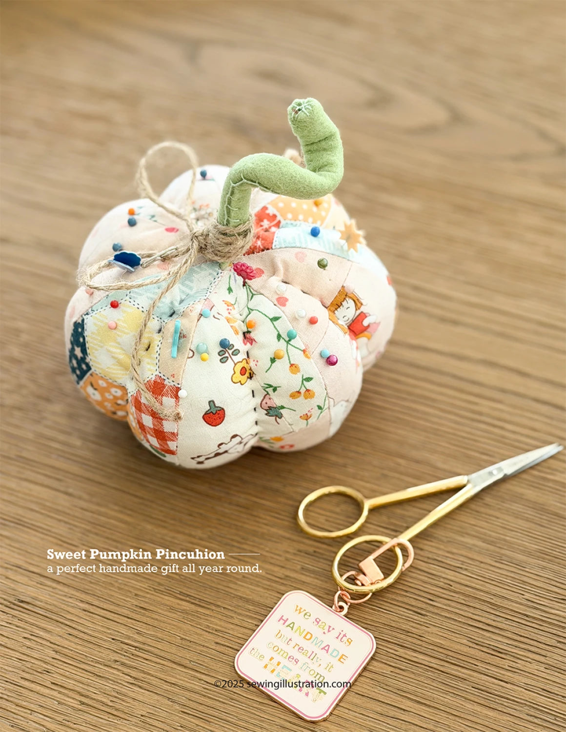 Minki Kim Fabric Pumpkin - Printed Pattern English
