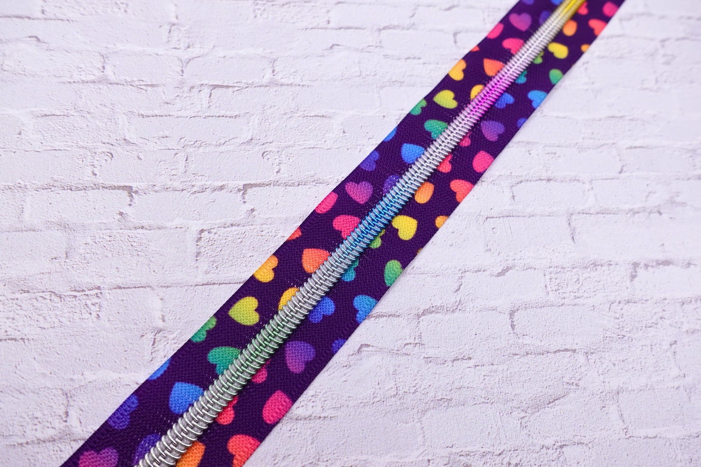 Rainbow Hearts Printed Zipper Tape # 5 Zipper (1 Meter)