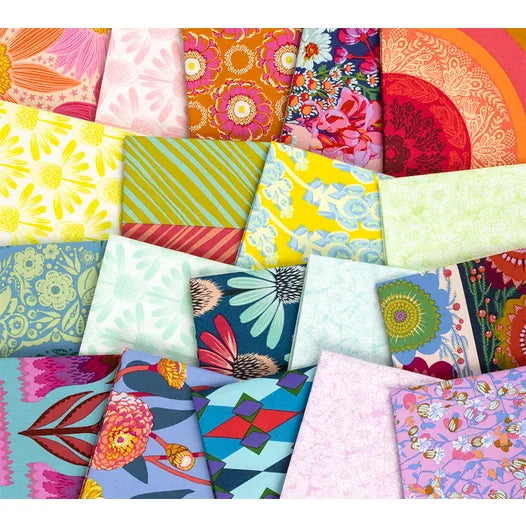 Anna Maria Horner - Colorway Bundle Cheery - Fat Quarter Bundle