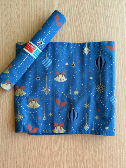 Christmas Fat Quarters - Le Bar A Coupon (19" x 27")