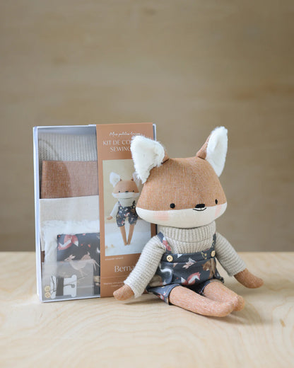 **Pre-Order** Mes Petites Lunes - Sewing Kit - Bernard Fox Doll