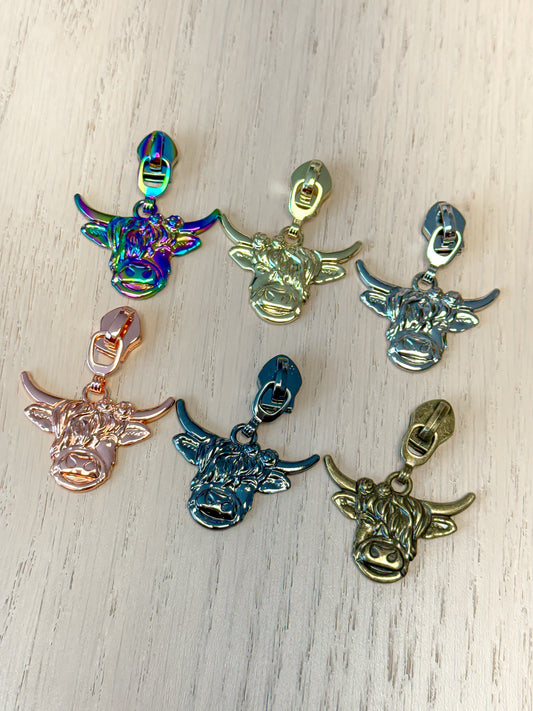 Highland Cows Zipper Pulls - 6 Colors!! (#5 Zipper)