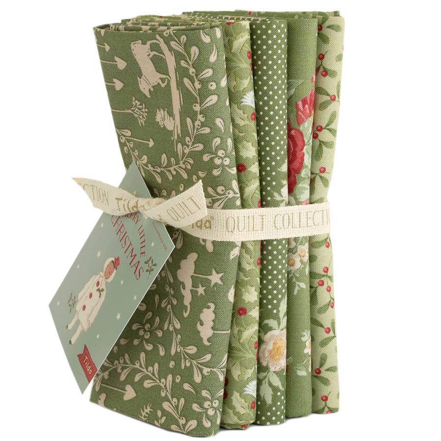 **PRE-ORDER** Merry Little Christmas - Fat Quarter Bundle Green 5 fabrics ~ 20"x22" - Tilda