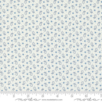 Denim & Daisies by Fig Tree & Co - Blue Paisly - Moda