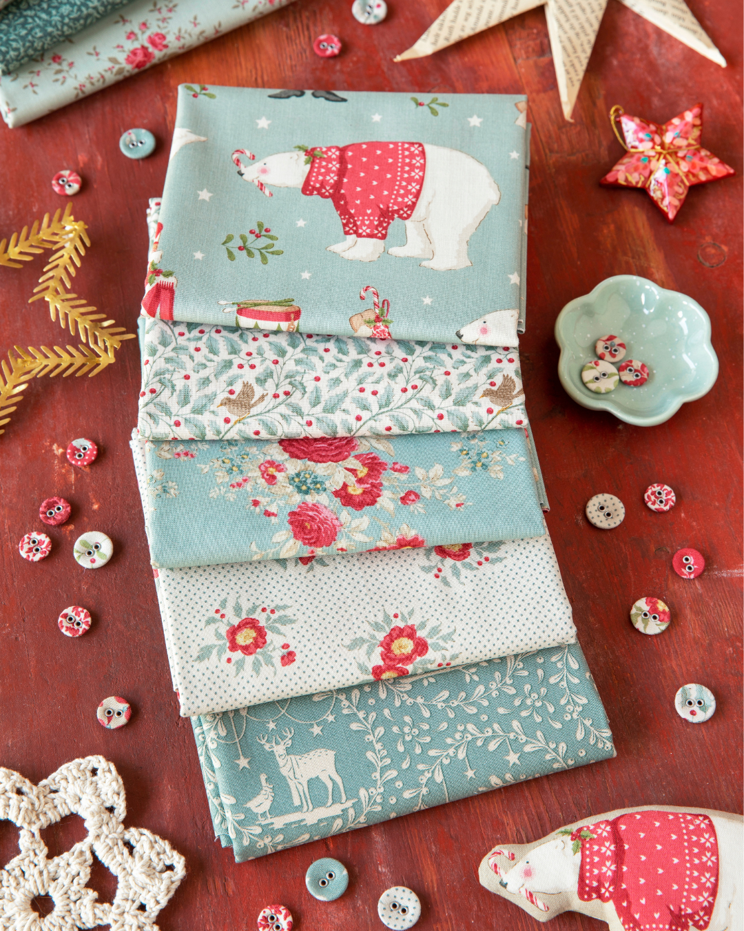 **PRE-ORDER** Merry Little Christmas - Fat Quarter Bundle 20 fabrics ~ 20"x22" - Tilda