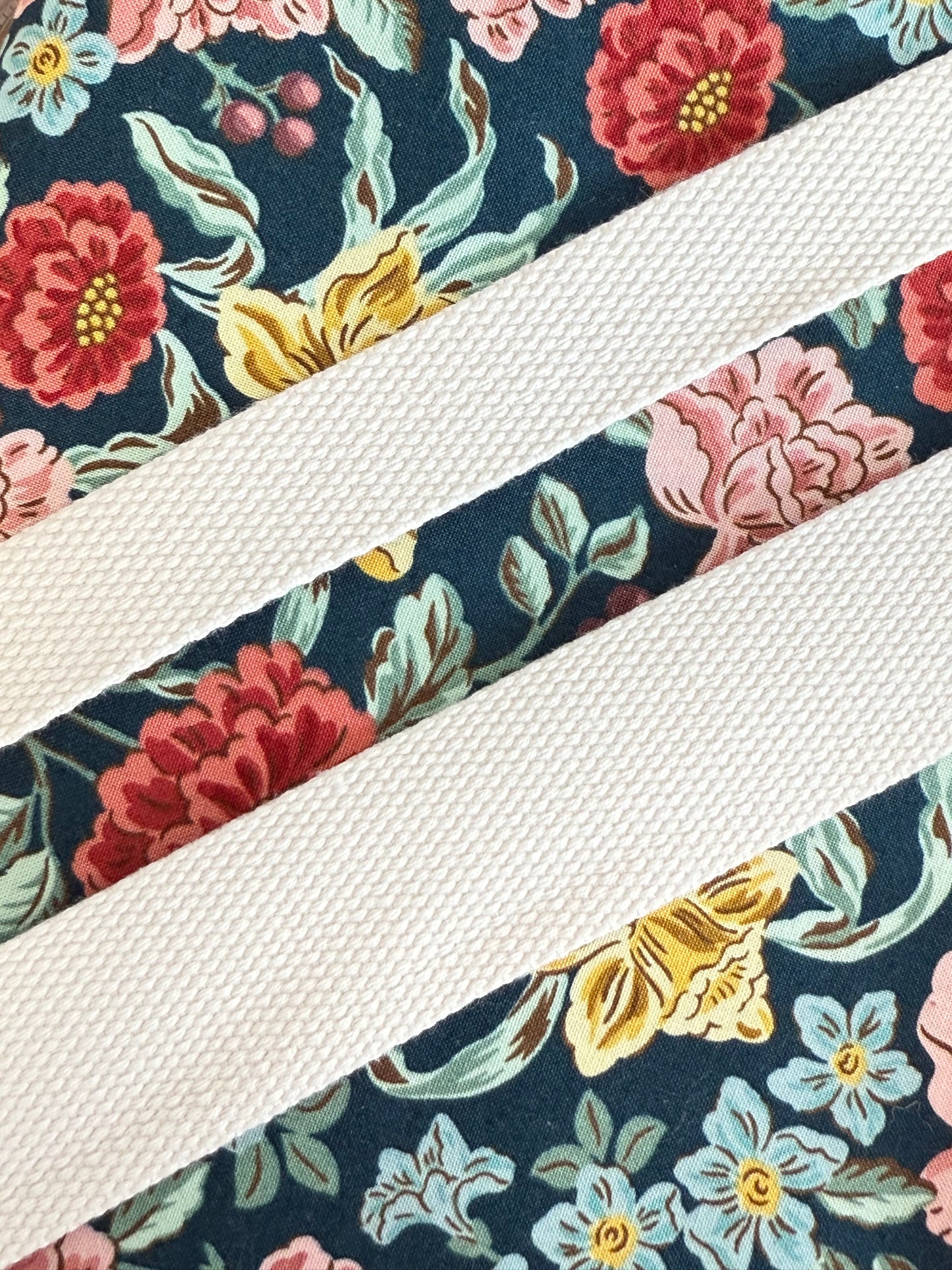 Sangle en coton/polyester - 1" - 1.5" (naturel, rose et noir)