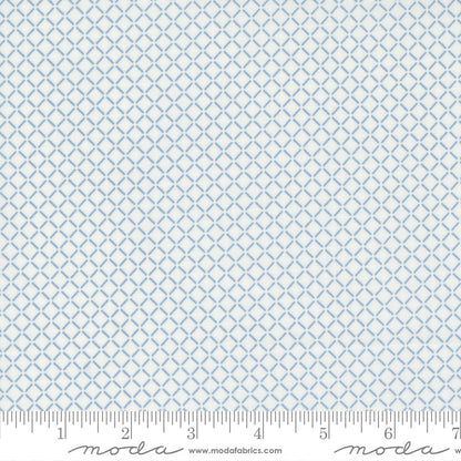 Nantucket Summer (Camille Roskelley) - Cream Light Blue - Moda