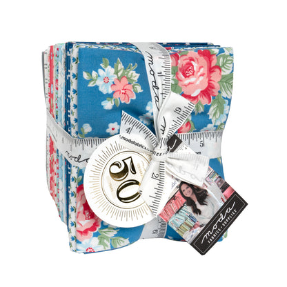 A Cat Named Stitch (Camille Roskelley) - Fat Quarter Bundle 40pcs - Moda