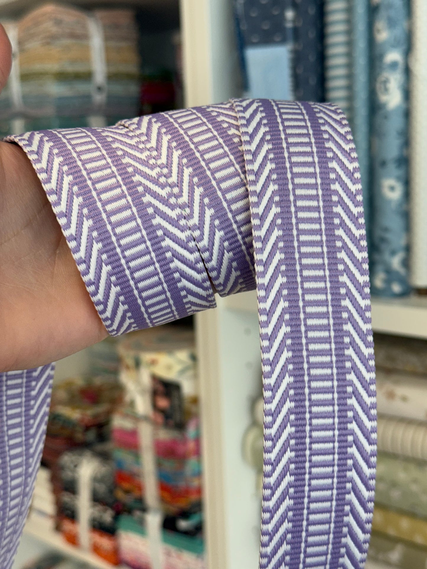 Sangle Jacquard Mauve/Blanc de 3,8 cm (1,5")