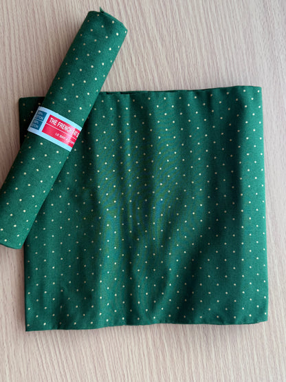 Christmas Fat Quarters - Le Bar A Coupon (19" x 27")