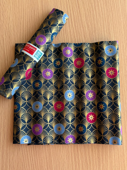 Christmas Fat Quarters - Le Bar A Coupon (19" x 27")