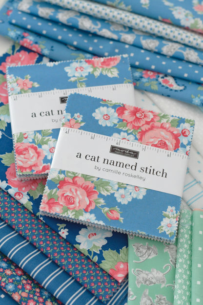 A Cat Named Stitch (Camille Roskelley) - Charms 5" - Moda