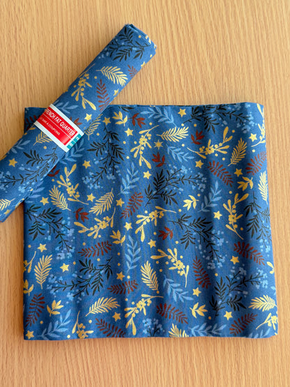 Christmas Fat Quarters - Le Bar A Coupon (19" x 27")