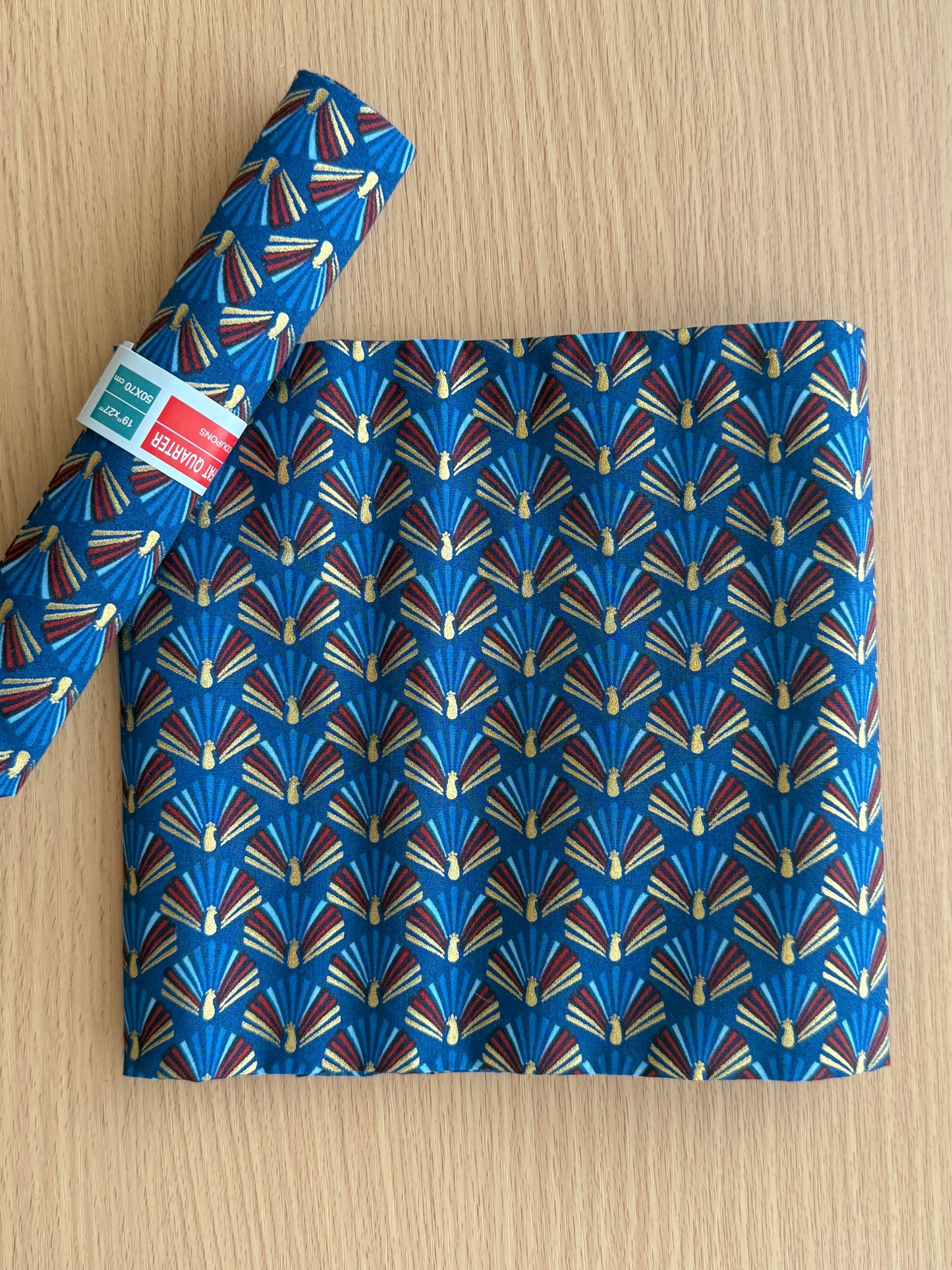 Christmas Fat Quarters - Le Bar A Coupon (19" x 27")