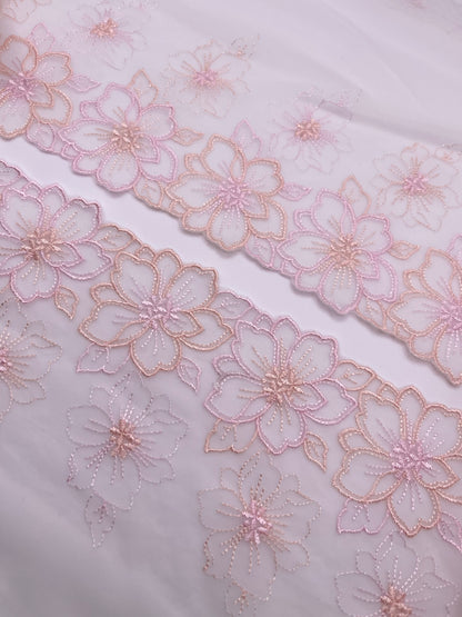 Dainty Flowers - Embroidered Tulle Lace 1 Meter (mirrored)