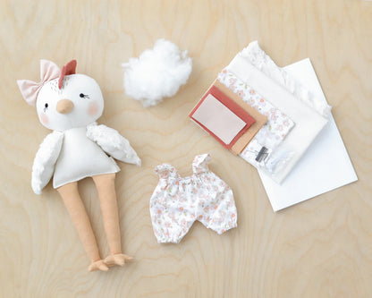 **Pre-Order** Mes Petites Lunes - Sewing Kit - Chicken Doll Claire