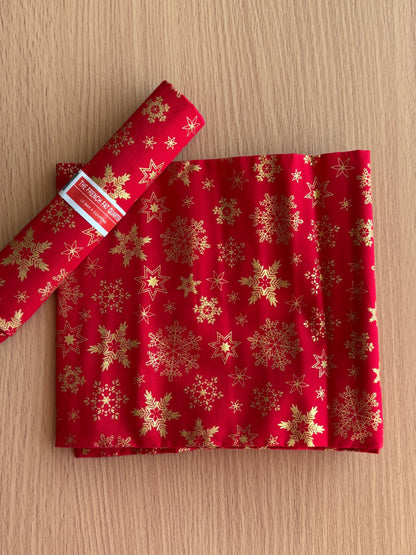 Christmas Fat Quarters - Le Bar A Coupon (19" x 27")