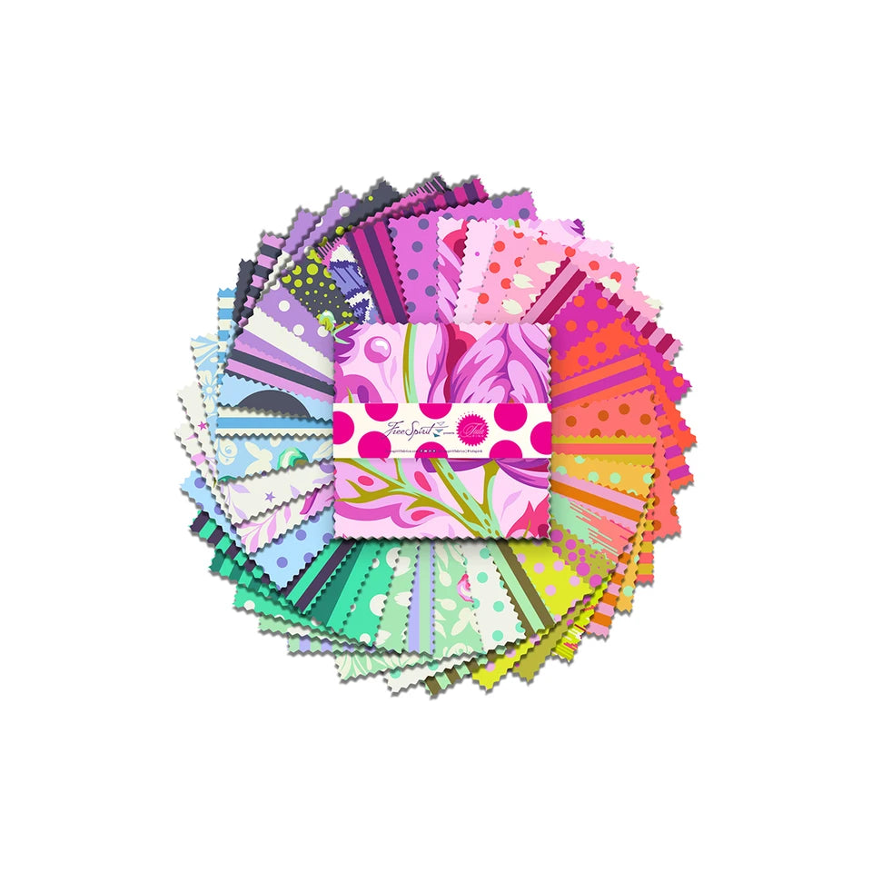 **PRÉCOMMANDE** Tula Pink - Down to Earth - Mini Charm 2,5"