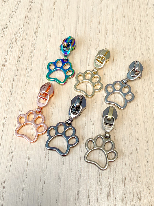 Paw Print Zipper Pull - 6 Colours!! (#5 Zipper)
