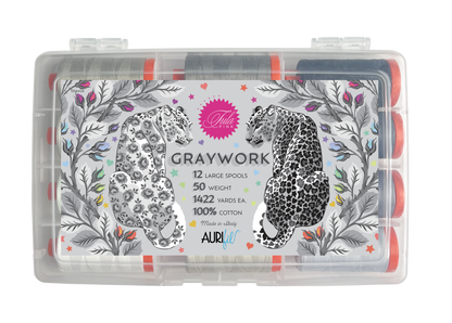 **PRÉCOMMANDE** Graywork (12 grandes bobines) par Tula Pink - Aurifil