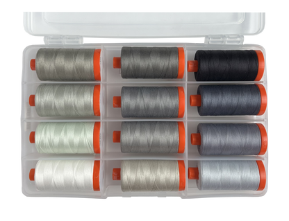 **PRÉCOMMANDE** Graywork (12 grandes bobines) par Tula Pink - Aurifil