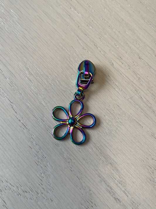 Daisy Zipper Pulls - 5 Colors!! (#5 Zipper)