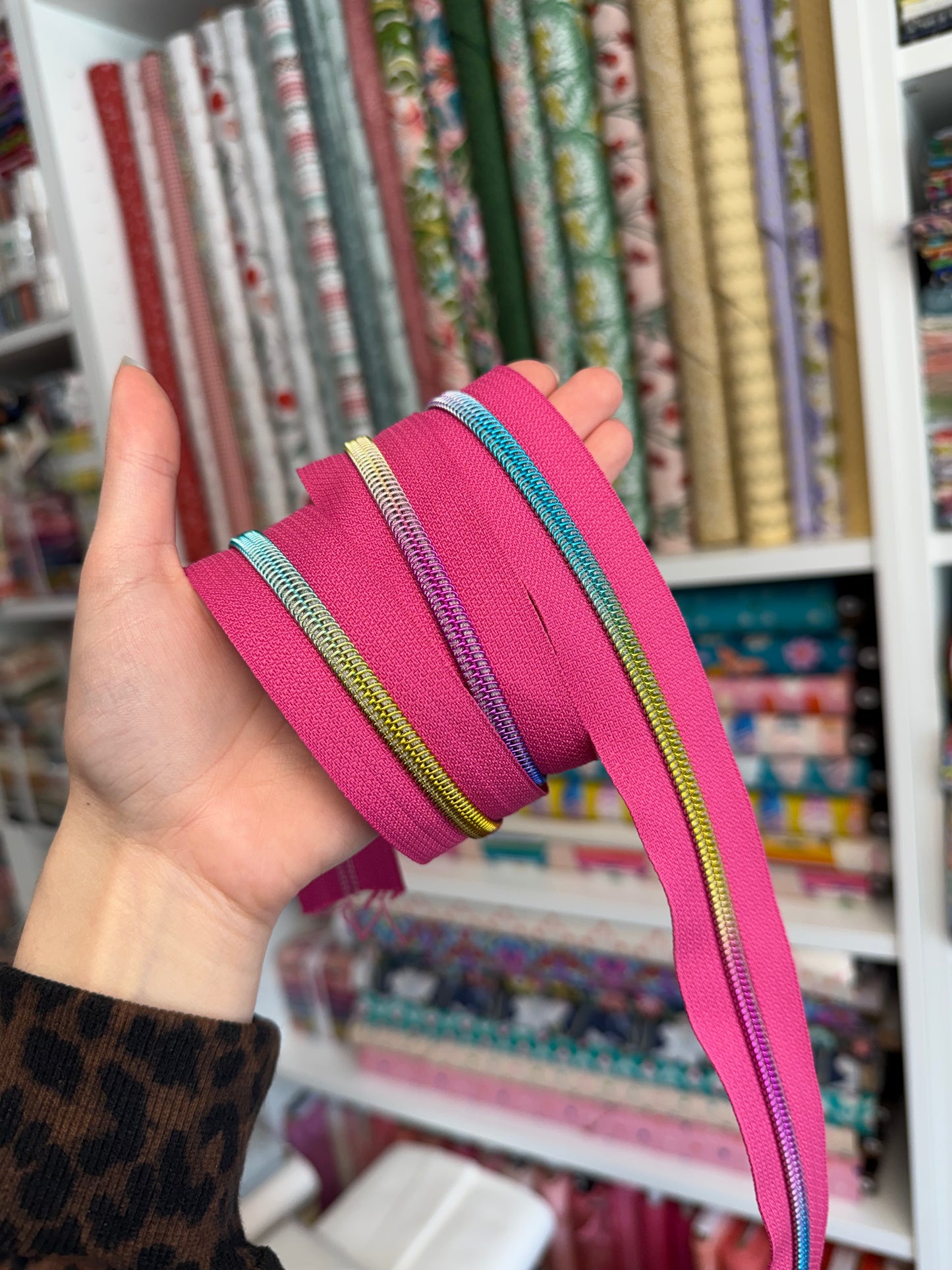 Raspberry Pink - Rainbow Coil Zipper Tape # 5 Zipper (1 Meter)
