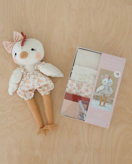 **Pre-Order** Mes Petites Lunes - Sewing Kit - Chicken Doll Claire