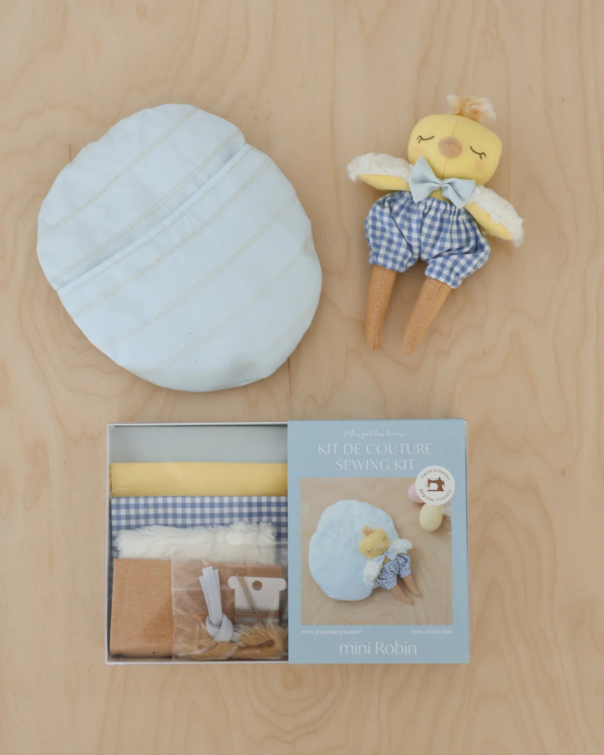 **Pre-Order** Mes Petites Lunes - Sewing Kit - Mini chick doll Robin