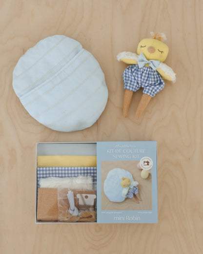 **Pre-Order** Mes Petites Lunes - Sewing Kit - Mini chick doll Robin