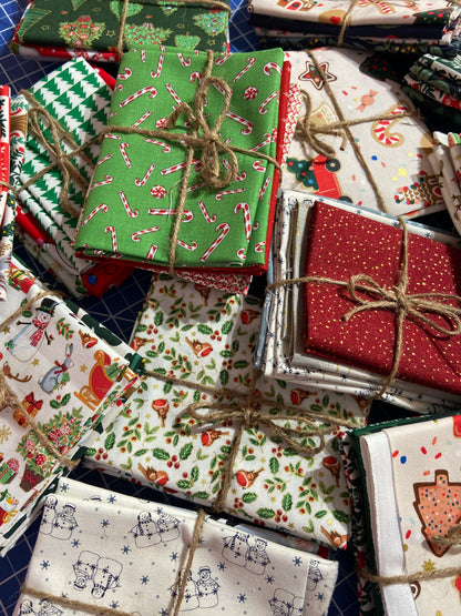 Christmas Fat Quarter Bundles (4 fat quarters for the price of 3)