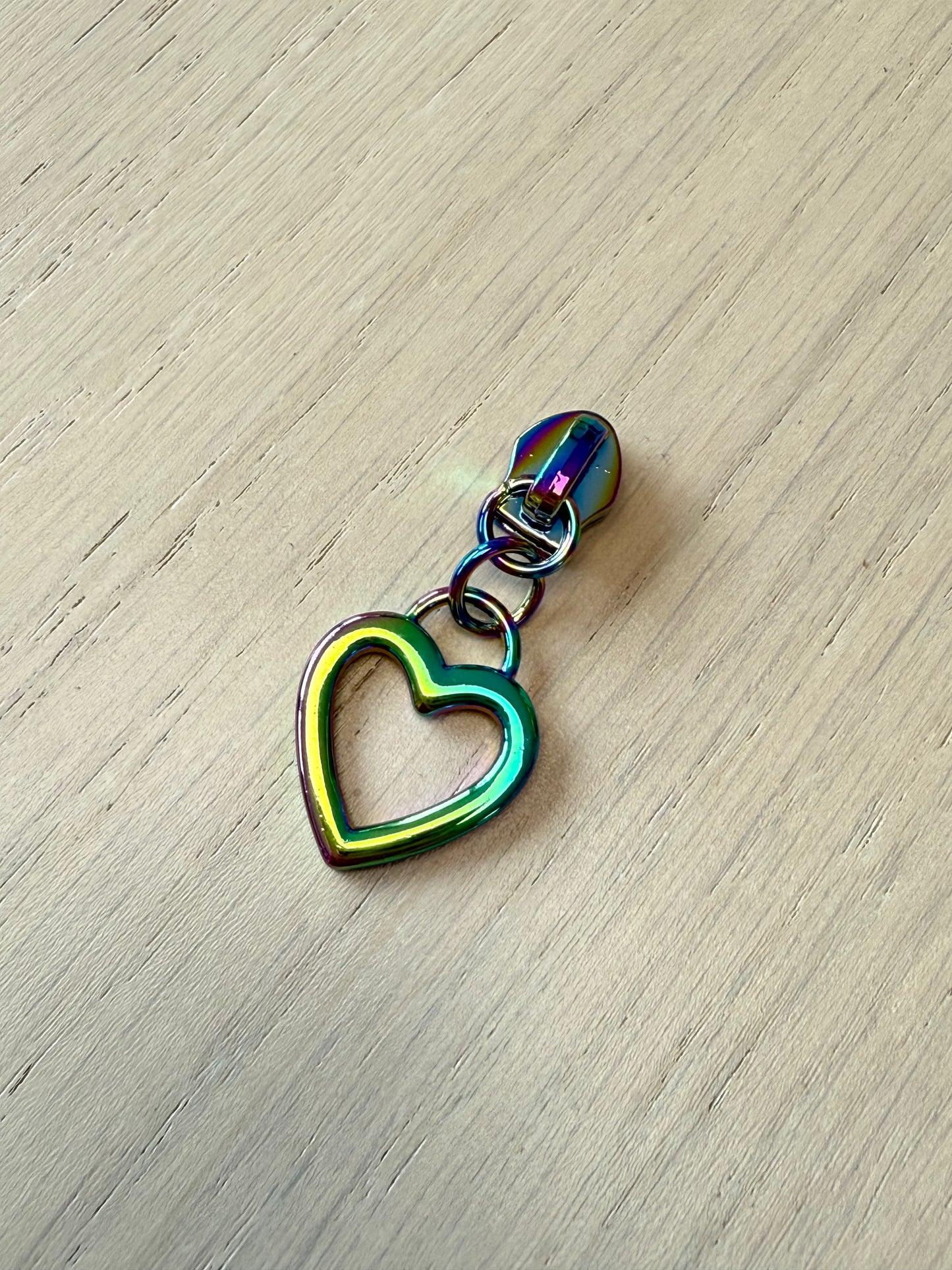 Heart Zipper Pull - 5 Colors!! (#5 Zipper)