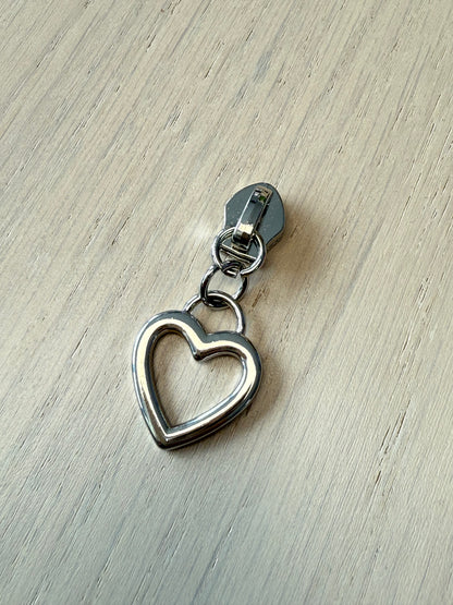 Heart Zipper Pull - 5 Colors!! (#5 Zipper)