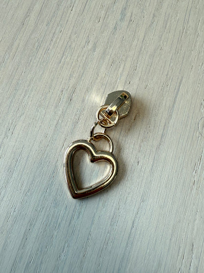 Heart Zipper Pull - 5 Colors!! (#5 Zipper)