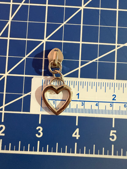 Heart Zipper Pull - 5 Colors!! (#5 Zipper)