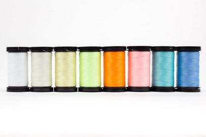 Ahrora™ - Fil polyester phosphorescent 40wt - 183 m (200 yd)