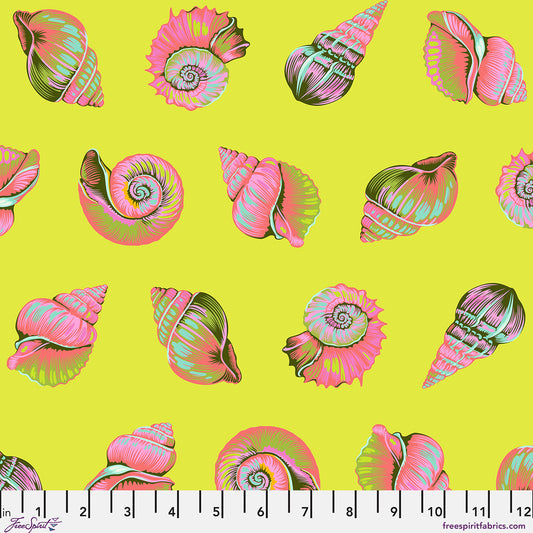**PRE-ORDER** Tula Pink - Floral Reef - Lil Shelly (Seagrass)